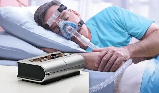 呼吸机更换滤芯后，如何检查的密封性？
